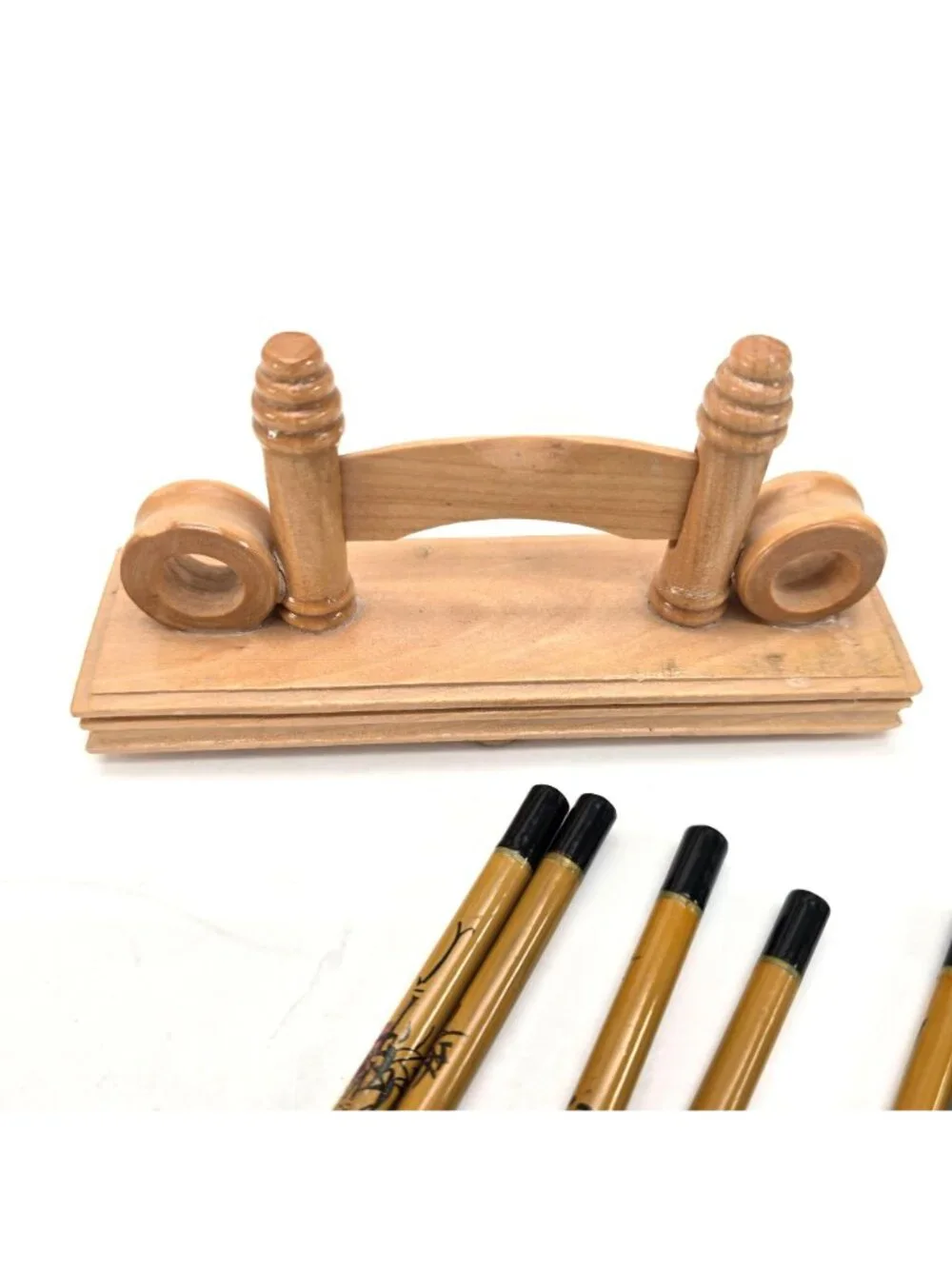 Vintage Bamboo Chopsticks With Wooden Rest Holder Set Of 5 je180